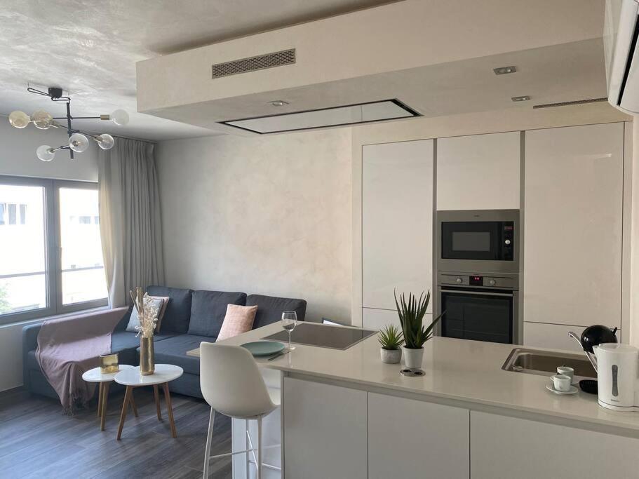 Lovely One Bedroom Apartment In City Center With Parking, Near Public Transport Lucembursko Exteriér fotografie